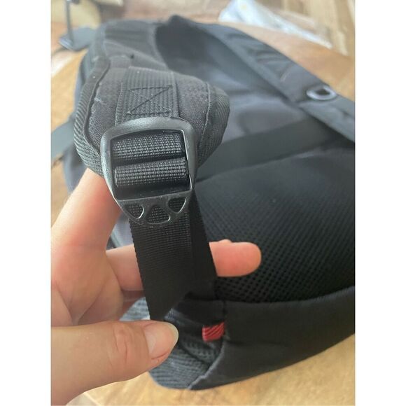 OPACK 18.4" Extra Large Laptop Backpack - TSA Friendly, Anti-Theft, Water-Resist - Picture 10 of 11